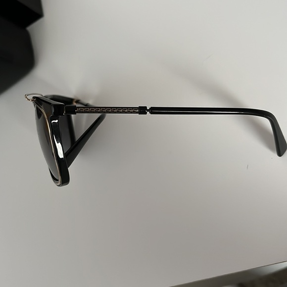 Versace Sunglasses (Polarized) - Picture 3 of 3